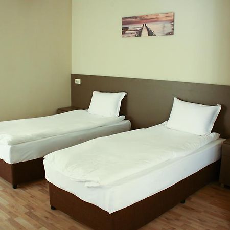 Guest House Central Kŭrdzhali Exterior photo